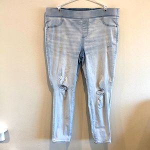 Old Navy Rockstar Distressed Jeggings